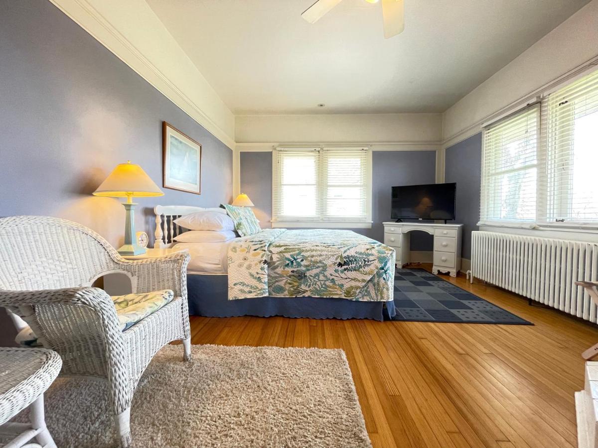 Guest house White Rose & 3*