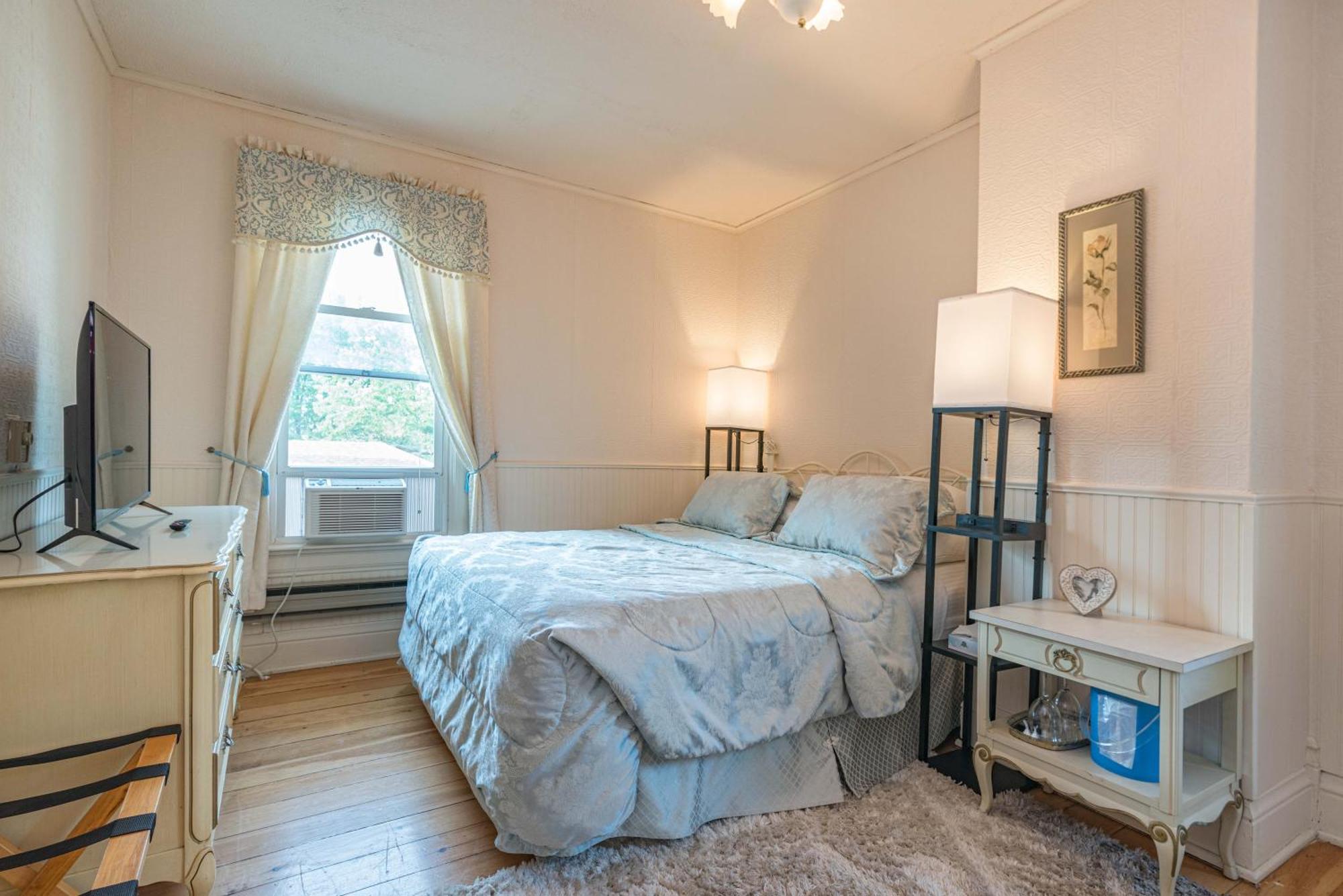 Guest house White Rose &